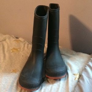 Rain boots